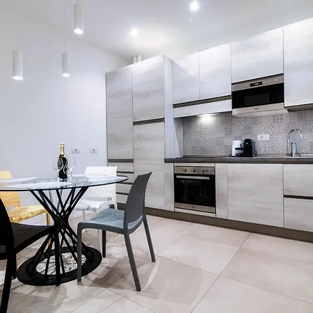 Diaz 67 Life'S Loft - The House Of Travelers Apartment Como Exterior photo